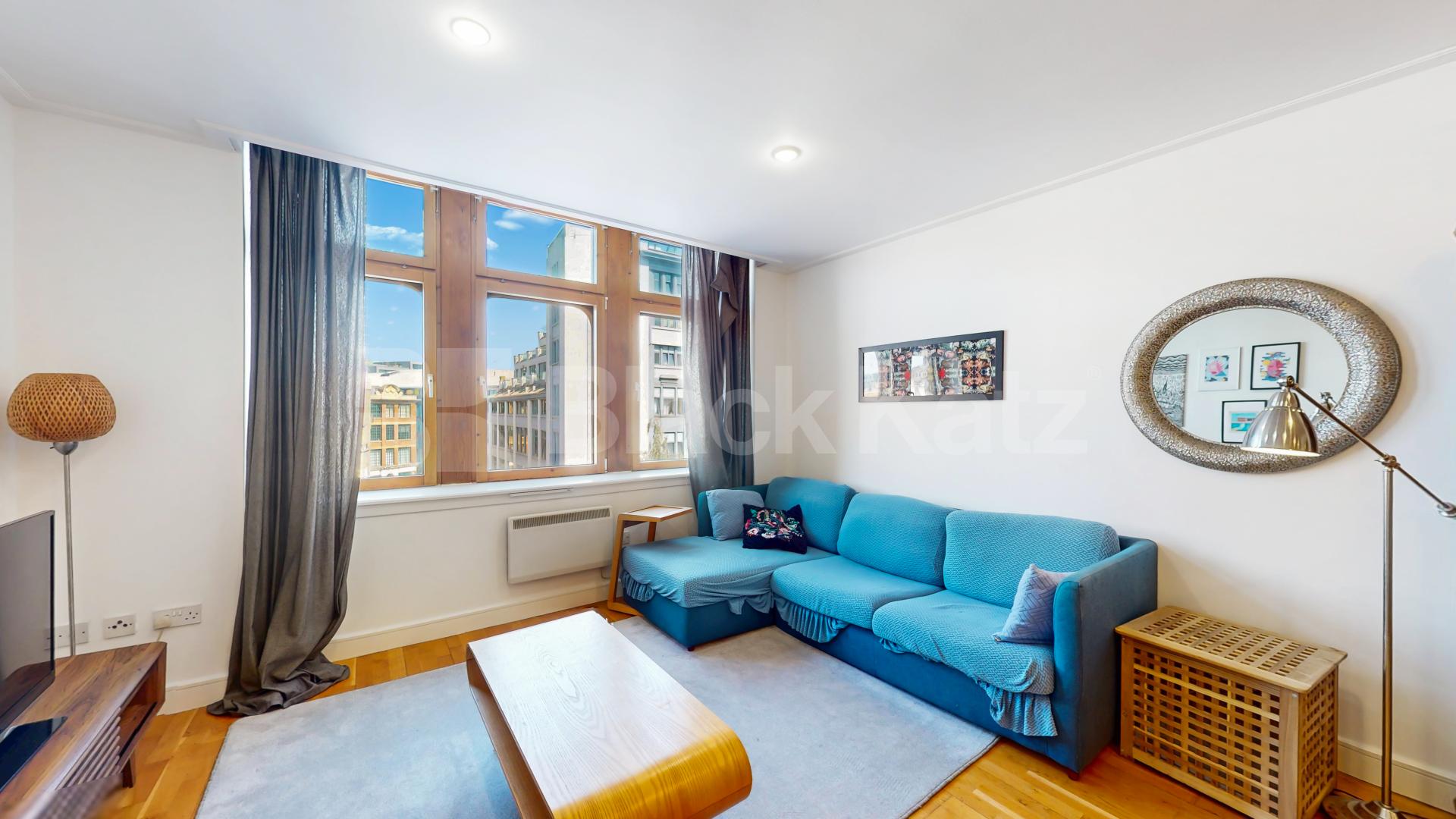 Stylish One-Bedroom Apartment in Prime Old Street Location – 764 Sq Ft City Road, Old Street